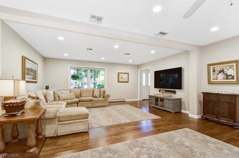 58 Apple Tree Row, Berkeley Heights, NJ 07922 photo 9