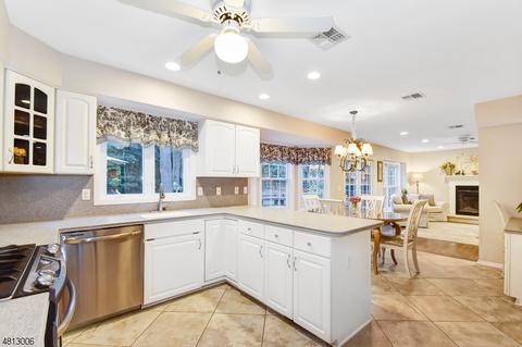 58 Apple Tree Row, Berkeley Heights, NJ 07922 photo 3