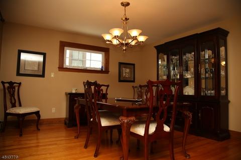 12 Shepard Pl, Nutley, NJ 07110 photo 3