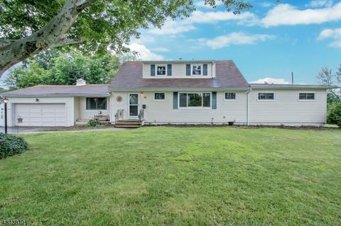 28 White Oak Ln, Wayne, NJ 07470 photo 1