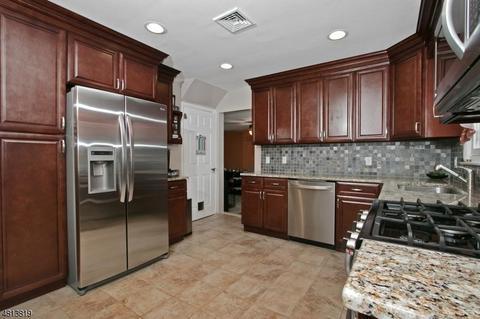 28 White Oak Ln, Wayne, NJ 07470 photo 11