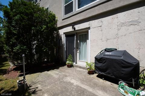 8016 Brittany Dr, Wayne, NJ 07470 photo 18