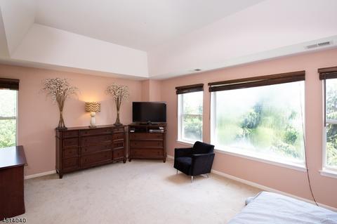8016 Brittany Dr, Wayne, NJ 07470 photo 11