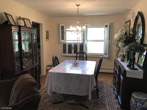 1 Beechtree Rd, Roseland, NJ 07068 photo 6