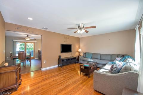 114 Linden Rd, Wayne, NJ 07470 photo 9