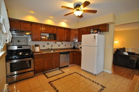 11 E Munson Ave, Dover, NJ 07801 photo 8