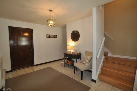 11 E Munson Ave, Dover, NJ 07801 photo 4