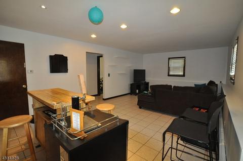 11 E Munson Ave, Dover, NJ 07801 photo 17