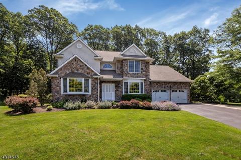 2 Stone Hill Rd, Wayne, NJ 07470 photo 1