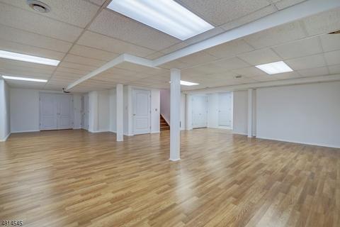 2 Stone Hill Rd, Wayne, NJ 07470 photo 25