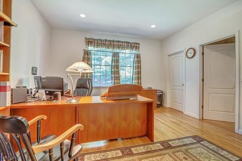 2 Stone Hill Rd, Wayne, NJ 07470 photo 17