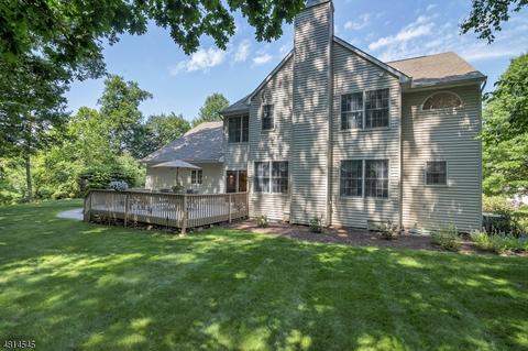2 Stone Hill Rd, Wayne, NJ 07470 photo 3