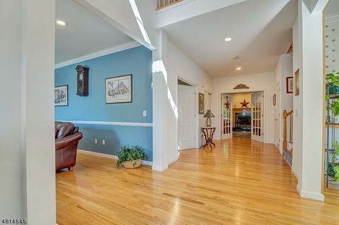 2 Stone Hill Rd, Wayne, NJ 07470 photo 7