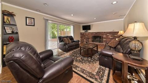 10 Petrie Ln, Wayne, NJ 07470 photo 13