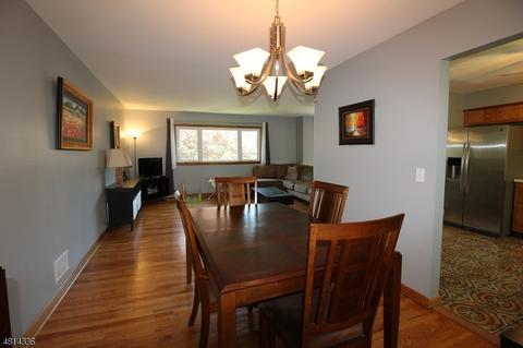 25 Wolfe Dr, Wanaque, NJ 07465 photo 9