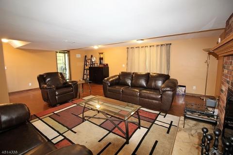 25 Wolfe Dr, Wanaque, NJ 07465 photo 18
