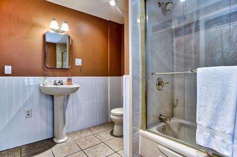 59 Oldham Rd, Wayne, NJ 07470 photo 9