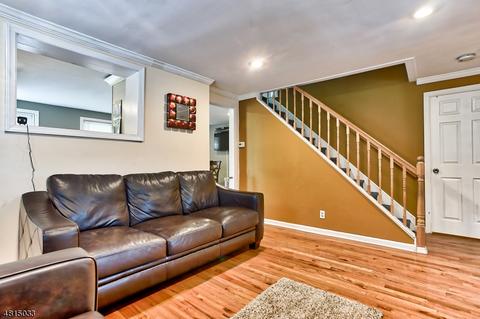 59 Oldham Rd, Wayne, NJ 07470 photo 2