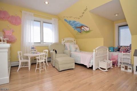 458 Lincoln Dr, Paramus, NJ 07652 photo 16
