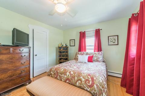 649 6th Ave, Lyndhurst, NJ 07071 photo 8
