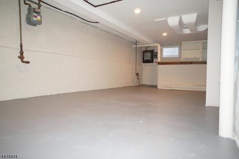 623 E 2nd Ave, Roselle, NJ 07203 photo 19
