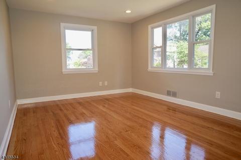 623 E 2nd Ave, Roselle, NJ 07203 photo 4