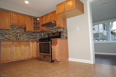 623 E 2nd Ave, Roselle, NJ 07203 photo 1