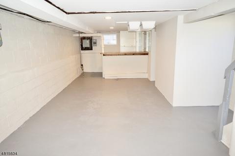 623 E 2nd Ave, Roselle, NJ 07203 photo 8
