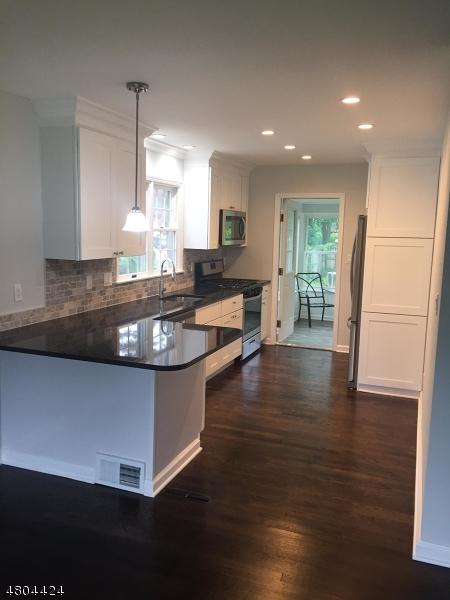 132 Cherry Ave, Bound Brook, NJ 08805 photo 3