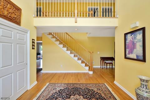 34 Foxfire Ln, Clinton, NJ 08809 photo 4