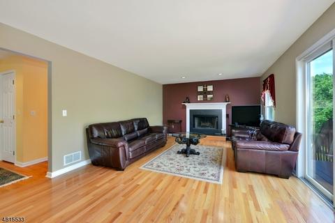 34 Foxfire Ln, Clinton, NJ 08809 photo 12