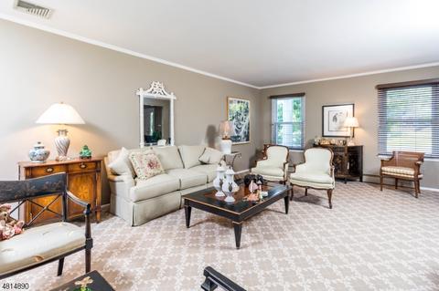 30 Maple Dr, Caldwell, NJ 07006 photo 8