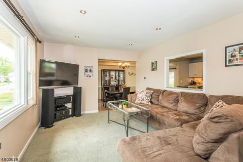 71 Barnsdale Rd, Wayne, NJ 07470 photo 3