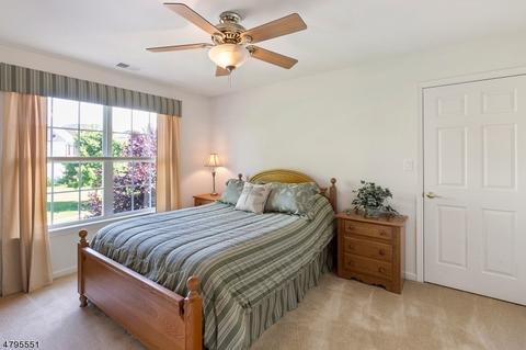 61 Crestview Dr, Clinton, NJ 08809 photo 11