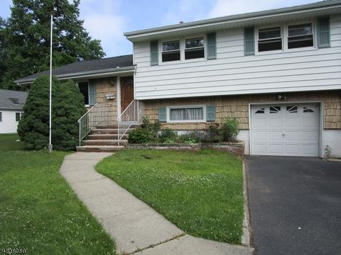 6 Crane Ter, Wayne, NJ 07470 photo 2