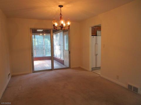 6 Crane Ter, Wayne, NJ 07470 photo 5