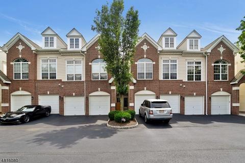 814 Firethorn Dr, Union, NJ 07083 photo 1