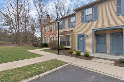 291 Gloucester Ct, Aberdeen Twp., NJ 07747 photo 1