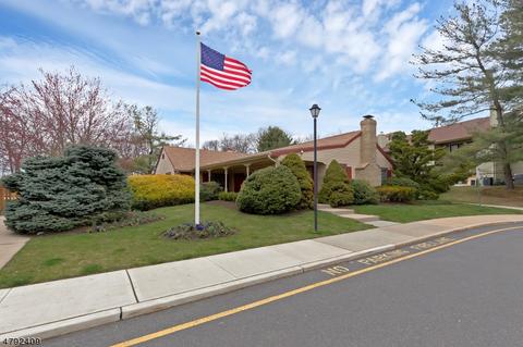 291 Gloucester Ct, Aberdeen Twp., NJ 07747 photo 20