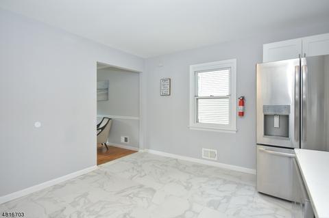 14 Bartholdi Ave, Haskell, NJ 07420 photo 5