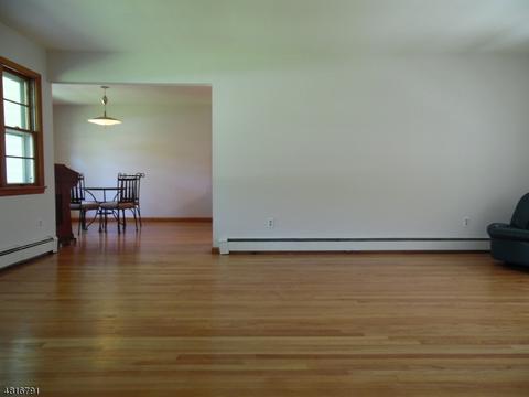24 Hopper Ln, Wayne, NJ 07470 photo 7