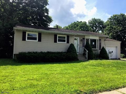 27 Mitchell Rd, Hackettstown, NJ 07840 photo 1