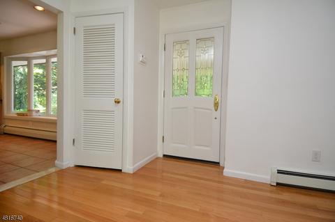 43 Rolling Ridge Rd, Upper Saddle River, NJ 07458 photo 2