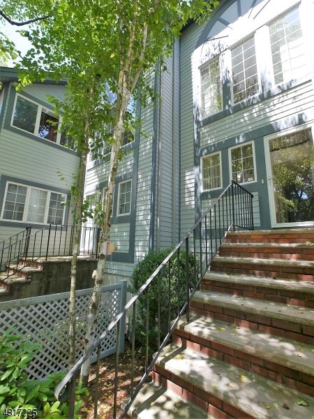 6 Easedale Rd, Wayne, NJ 07470 photo 2