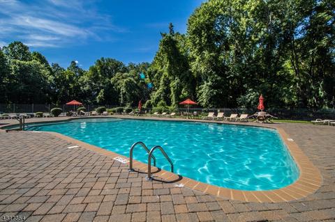 72 Independence Ave, Wayne, NJ 07470 photo 4