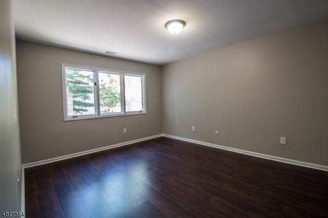 72 Independence Ave, Wayne, NJ 07470 photo 15