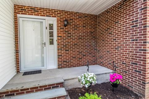 72 Independence Ave, Wayne, NJ 07470 photo 1