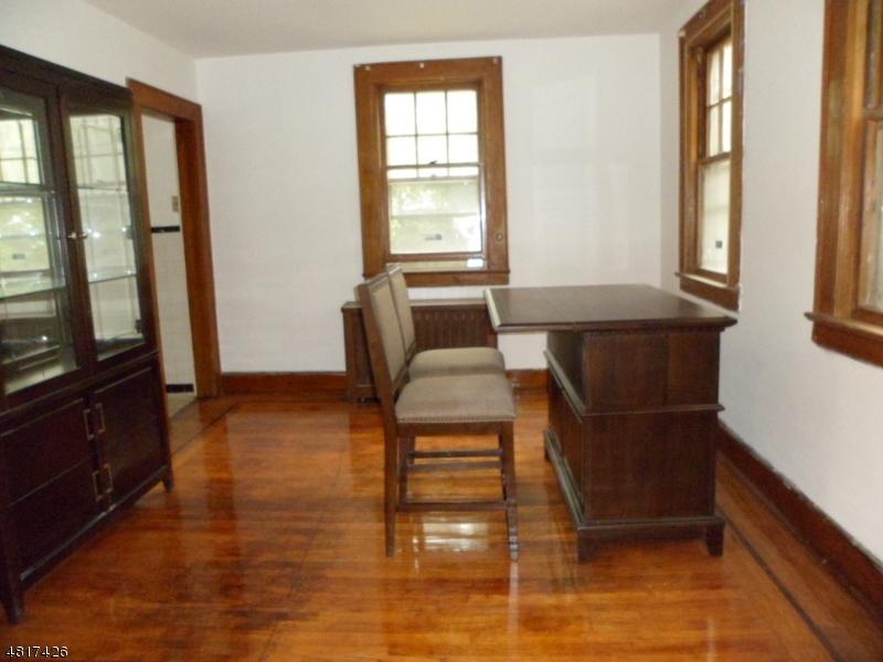  317 Chapman St, Newark, NJ 07106 photo 10