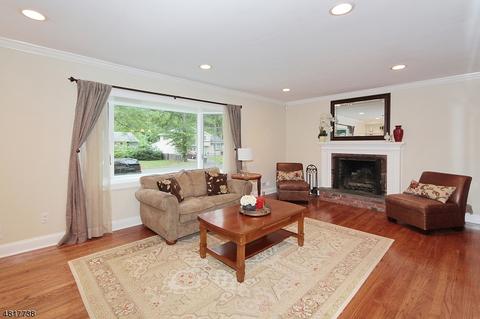 120 River Bend Rd, Berkeley Heights, NJ 07922 photo 3