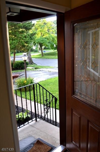 162 Jackson Ave, North Plainfield, NJ 07060 photo 2